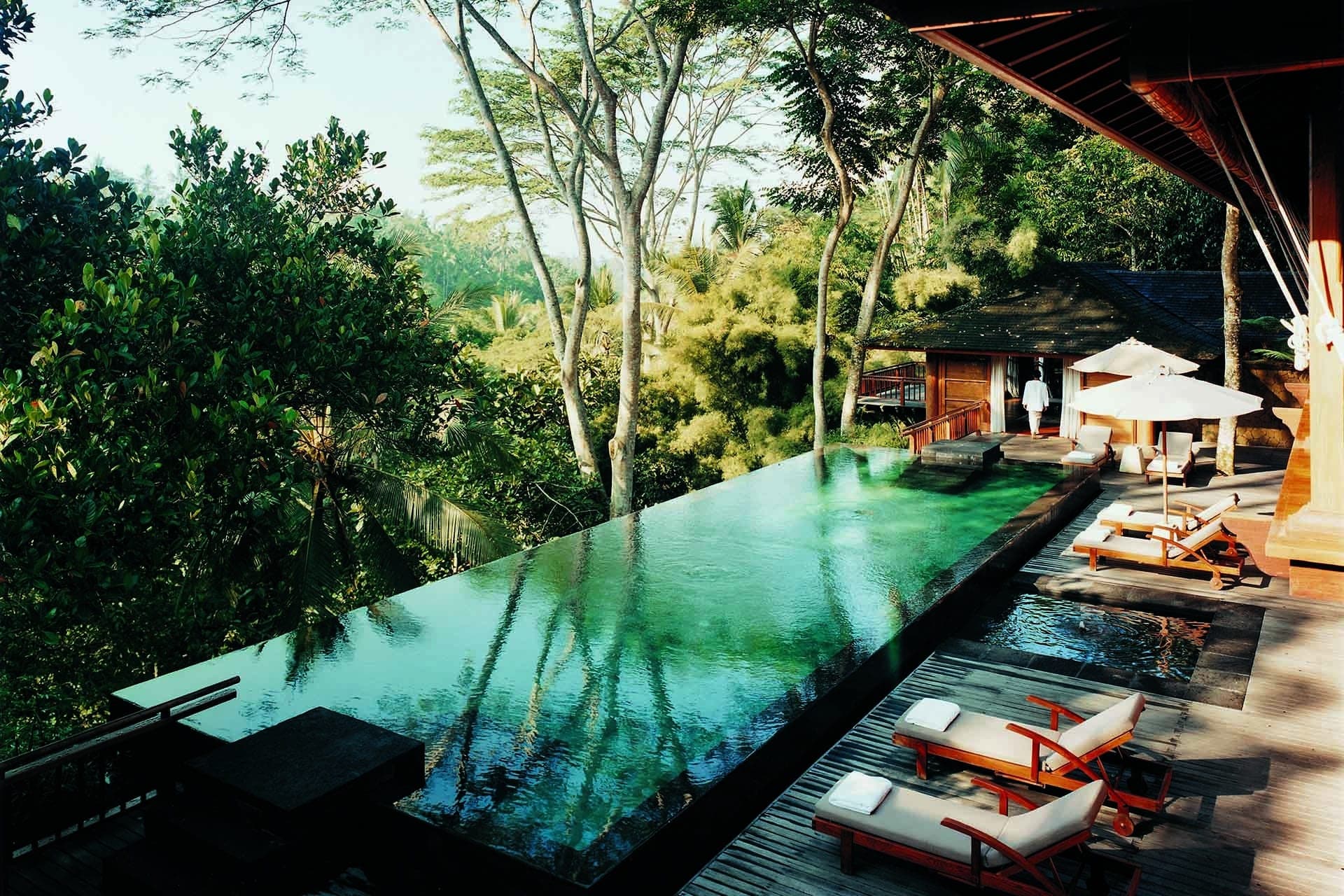 Villa photo 1