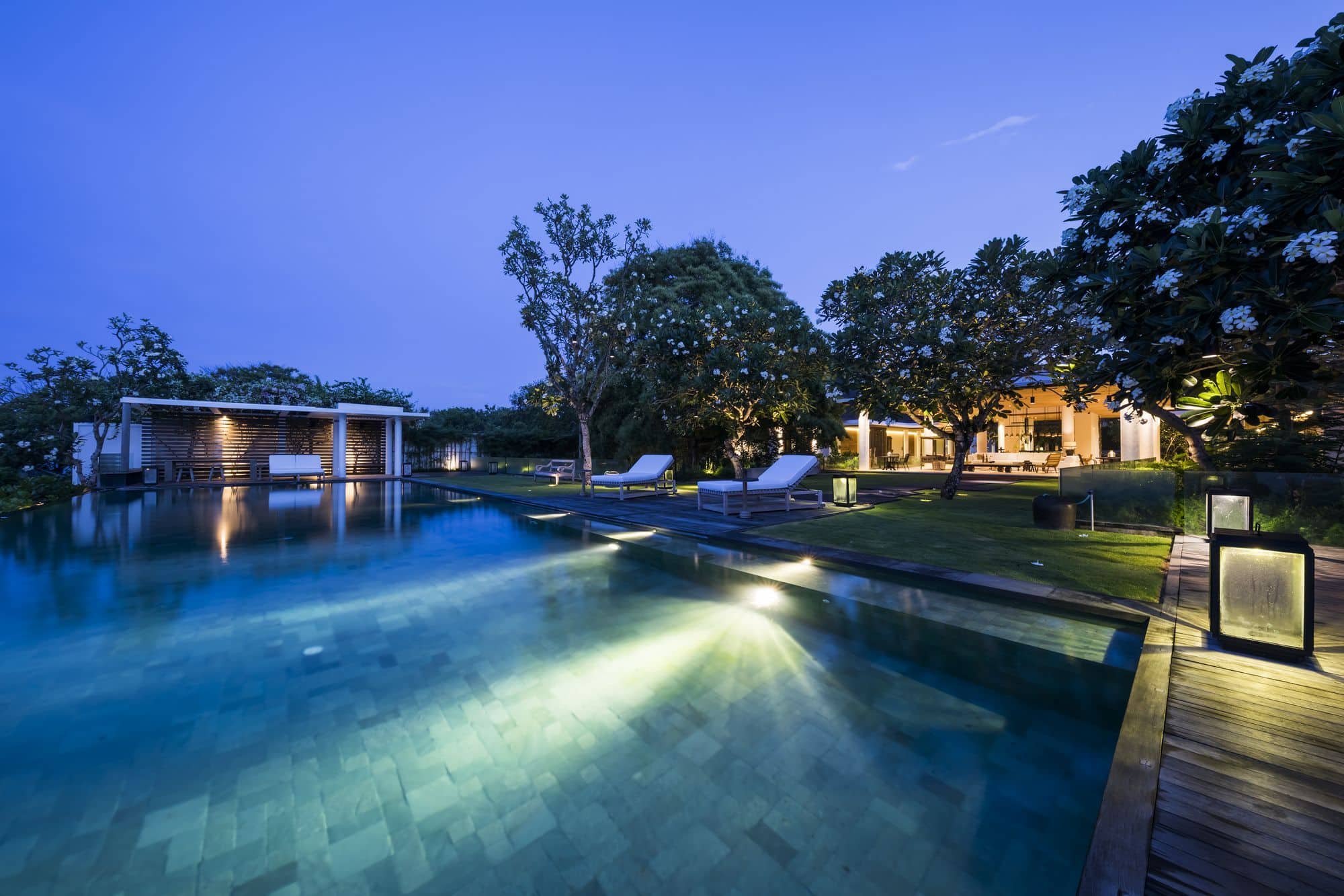 Villa photo 1